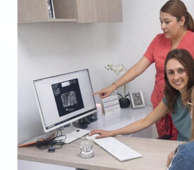 Atención a pacientes en consulta